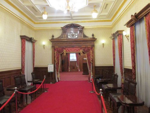 1階は来賓対応用の空間に