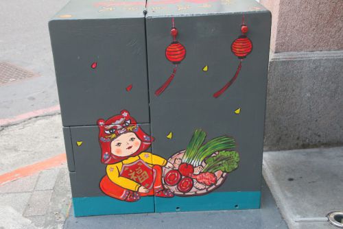 地上に設置された変圧器のイラスト