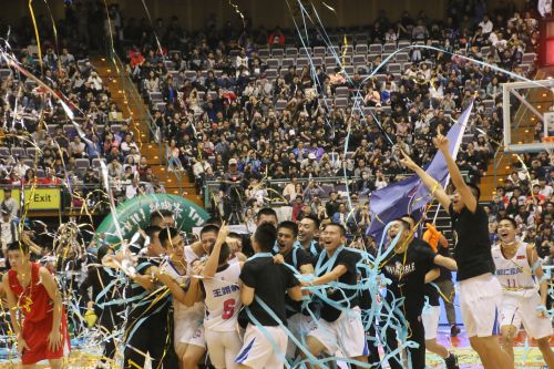 男子決勝の優勝決定の瞬間より