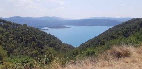 サントクロワ湖(Lac de Sainte Croix)