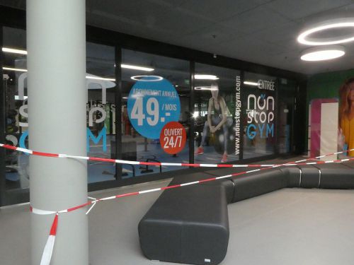 2度目のロックダウンで、飲食店やジムなど再び営業停止の憂き目に（フリブールにて/2020年11月13日撮影）