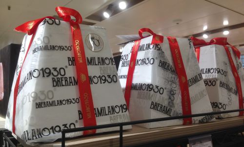 パネトーネよりも高さがあり、ボリューム感が凄い！