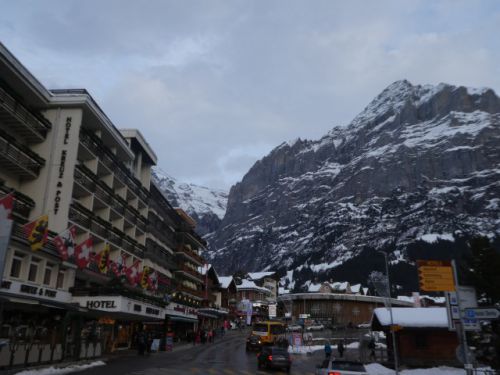 人気スキーリゾート地の一つ、ベルン州グリンデルワルド（Grindelwald)