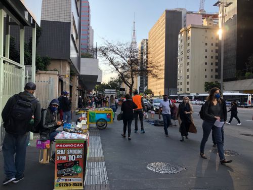 サンパウロ市のビジネス街・パウリスタ大通り