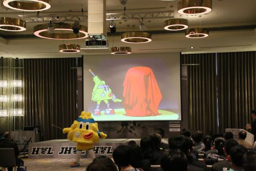 中学・高校の各スポーツの大会を運営する高中體育總會(以下、高中體總)のマスコット「Woohoo」
