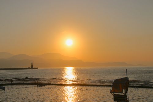 海辺の夕暮れといえば…