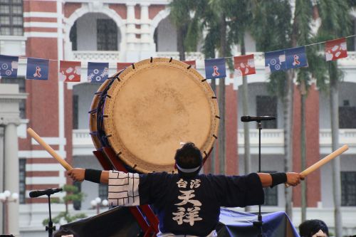 柏齡太鼓團