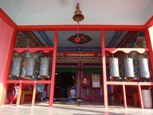 ラマ教寺院チャグドゥド・ゴンパ・カドロ・リンの入口