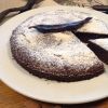 ポルトガル　現地限定の逸品・黒いケーキ