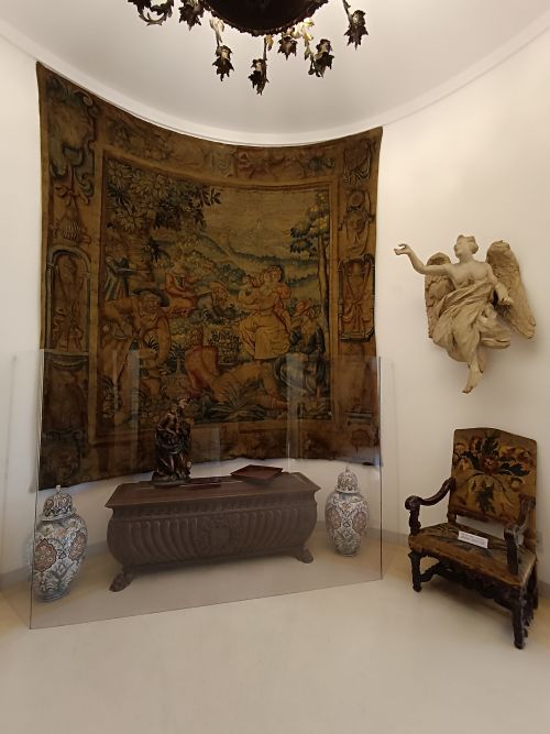 カーザ・ムゼウ・エマ・クラビンの展示室