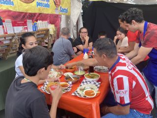 家族でワイワイ楽しいランチ